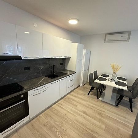 Apartman Iko ماكارسكا المظهر الخارجي الصورة